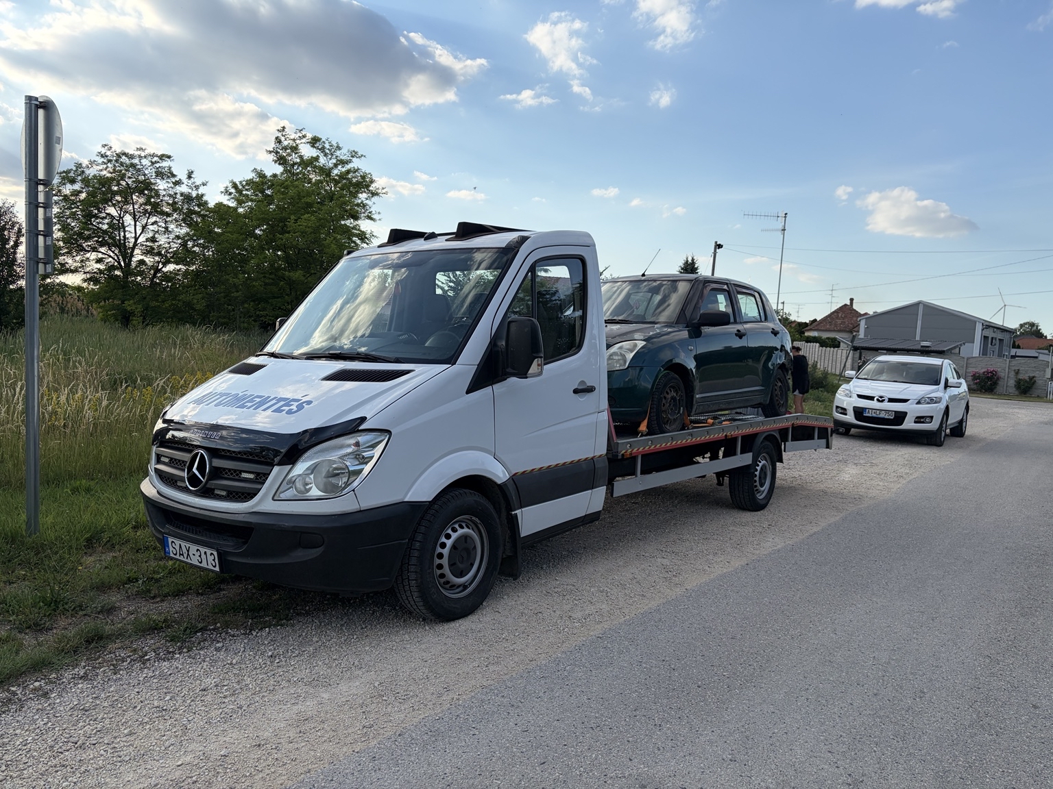 Suzuki szállítása autómentővel